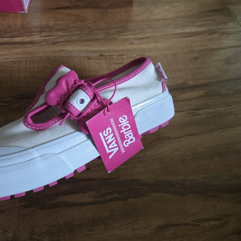 Vans Style 93 Dx Barbie Women Size 5 White Pink With Buckle 032026 - Picture 2 of 8